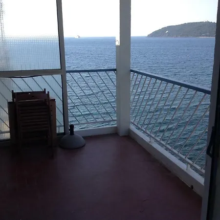 Le Cap Apartment *